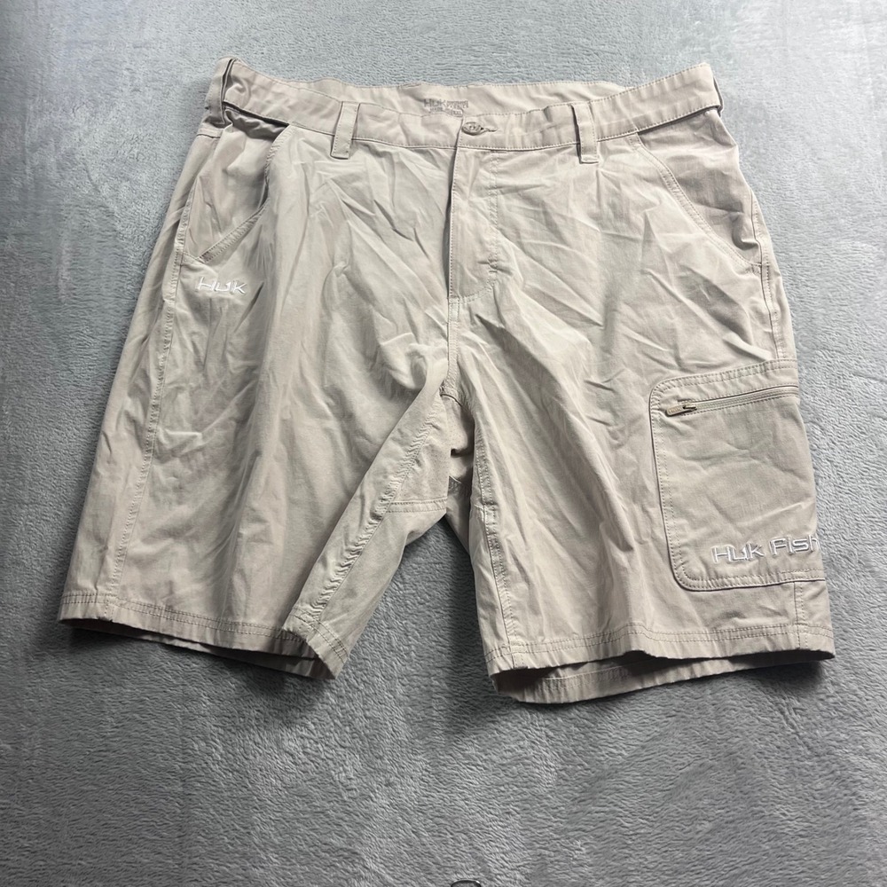 Huk Performance Fishing Shorts Mens XXL Tan Khaki Cargo Pockets Quick Dry Hike